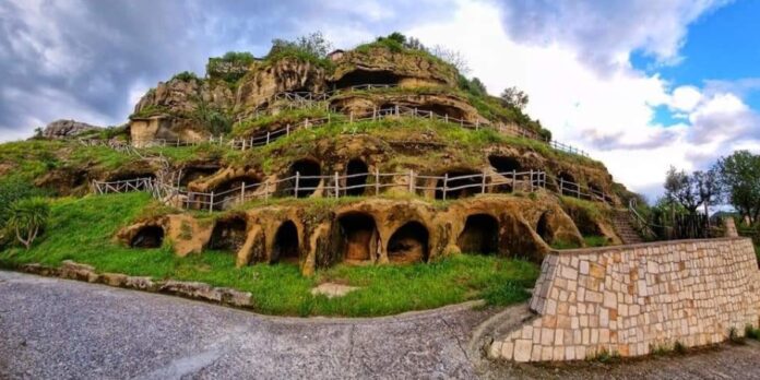 Le Grotte Rupestri di Verzino