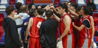 Pirossigeno Cosenza Basket U19, la rivincita è servita: Botteghelle ko, 79-57 Pirossigeno Cosenza Basket U19, la rivincita è servita Botteghelle ko, 79-57