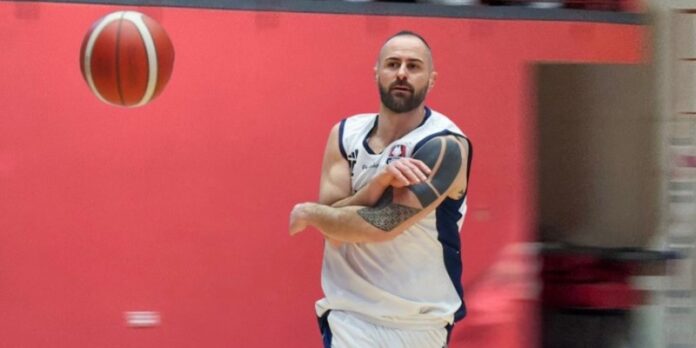 Playoff DR1 la Pirossigeno Cosenza Basket vince gara 1, 67-55 contro la Sideco Basketball Lamezia