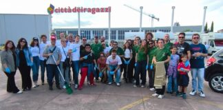 Cosenza, la raccolta ecologica dei Social Builders: impegno civico al servizio della città Raccolta Ecologica Social Builders
