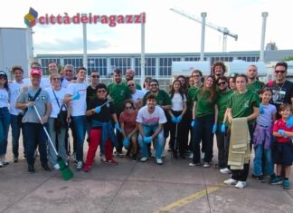 Cosenza, la raccolta ecologica dei Social Builders: impegno civico al servizio della città Raccolta Ecologica Social Builders