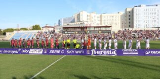 Cosenza verso il via libera per lo “Scida” di Crotone: ore cruciali per l’iscrizione in Serie C Crotone-Cosenza allo Scida della scorsa stagione (foto Michele De Marco)