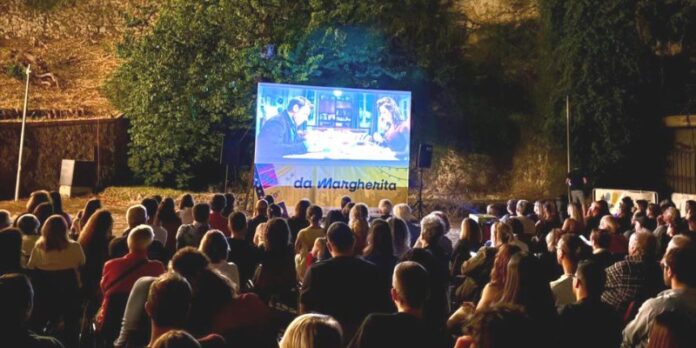 Dal 23 al 28 giugno ritorna il cinema sotto le stelle nella villa comunale a Catanzaro