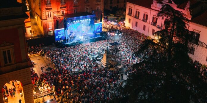 Foto concerto da drone