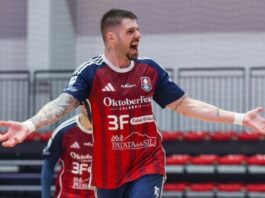 Futsal: Gustavo Bavaresco lascia la Pirossigeno Cosenza dopo 4 stagioni, il ringraziamento del club Gustavo Bavaresco (foto Michele De Marco)
