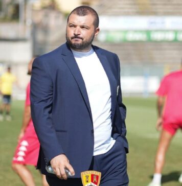 Il ds Nicola Samese: “Ho dato priorità al Sambiase, ma i matrimoni si fanno in due” Nicola Samese (foto pagina Facebook A.S.D. Sambiase)
