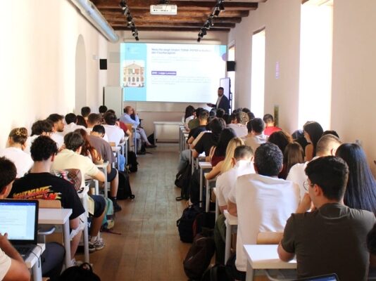 OFI Cosenza, dialogo con studenti UNICAL sul futuro della professione Seminario OFI Calabria