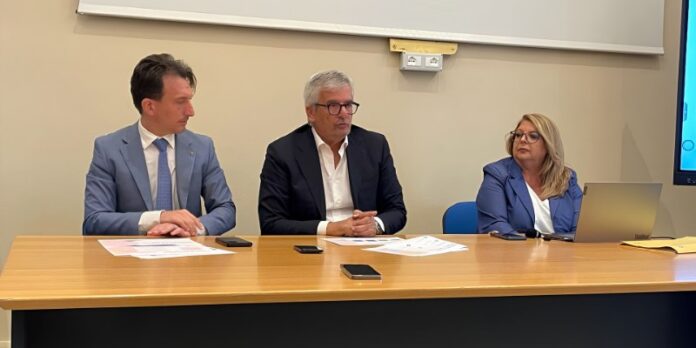 Azienda Ospedaliera di Cosenza, De Salazar presenta il bilancio Dal 2023 disavanzo ridotto di quasi il 60%