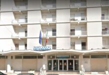 Blitz della Polizia a Paola: arresti e sequestro di armi e droga Blitz della Polizia a Paola arresti e sequestro di armi e droga