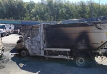 Incendio nel deposito di Ecologia Oggi: distrutti sei mezzi, si indaga sull’origine dolosa Incendio nei depositi di Ecologia Oggi