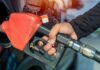 Gasolio self in autostrada sopra i 2 euro: la stangata d’estate