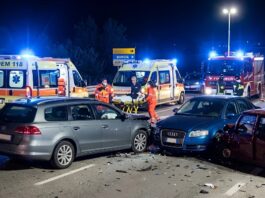 Incidente sulla ss106 a Borgia (CZ): tremendo scontro, 5 feriti Incidente sulla ss106 a Borgia (CZ): tremendo scontro, 5 feriti