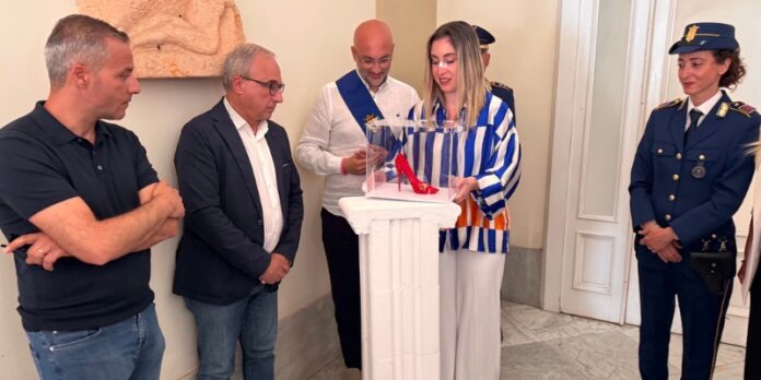 Cerimonia scarpetta rossa Provincia Cerimonia scarpetta rossa Provincia