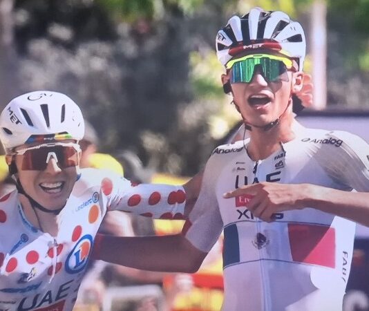 Tour de France: riscatto UAE con il trionfo di Del Toro sul compagno Pogaçar Tour de France riscatto UAE con il trionfo di Del Toro sul compagno Pogaçar